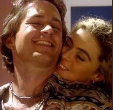 regresa-cafe-con-aroma-de-mujer