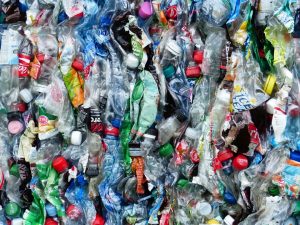 nueva-idea-por-el-medio-ambiente-se-prohibe-el-plastico-de-un-solo-uso