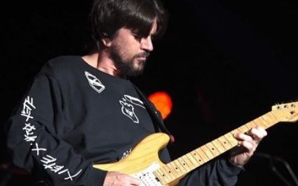 juanes-le-rindio-tributo-juan-gabriel-en-el-vive-latino