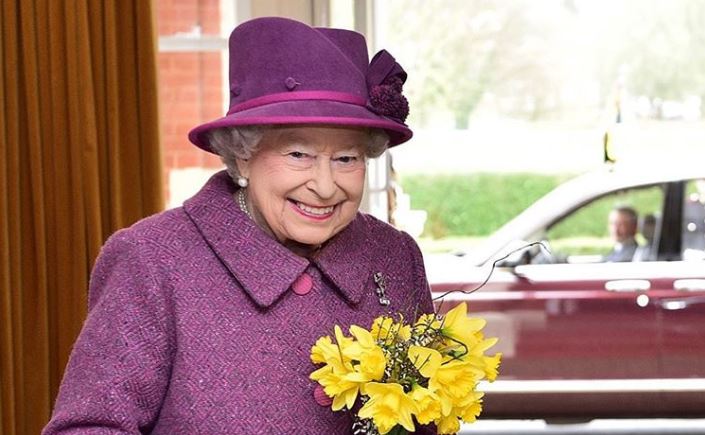 la-reina-isabel-publico-por-primera-vez-en-instagram