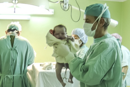 enfermera-confeso-intercambiar-5-000-bebes-por-diversion