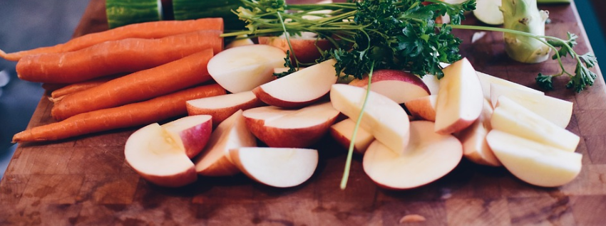 como-usar-la-tabla-de-cortar-para-evitar-la-contaminacion