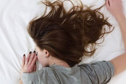 por-que-si-dormido-una-hora-mas-estoy-tan-cansado