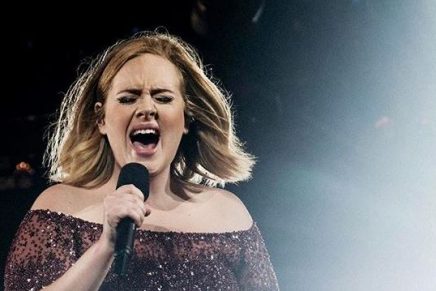 adele-un-gran-cambio-que-dejo-45-kilos-menos-en-el-pasado