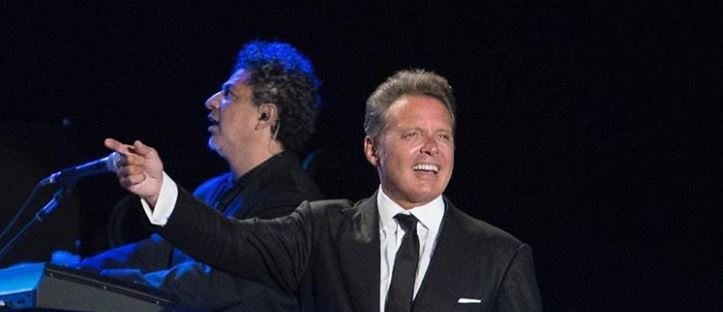 con-un-nuevo-aspecto-asi-fue-la-reparacion-de-luis-miguel-en-publico