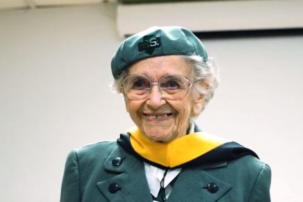 Conozca a Veronica Backenstoe, la ‘niña’ exploradora de 98 años que todavía vende galletas