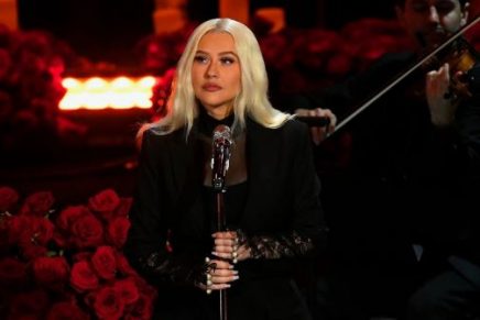 ¡Conmovedor! Christina Aguilera canta el ‘Ave María’ en el homenaje a Kobe Bryant