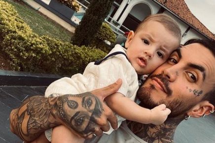 Así le enseña Mateo Carvajal a su hijo Salvador a decir papá