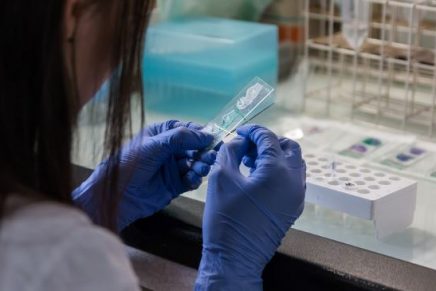 ¿Cómo funcionan las ‘pruebas rápidas’ para detectar el covid-19?