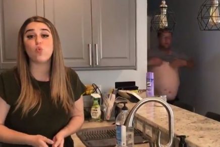 En cuarentena y sin camisa, así apareció el padre de la reportera Jessica Lang