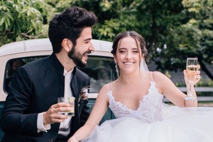 Camilo Echeverry es criticado en redes por “obligar” a Evaluna a cantar con él