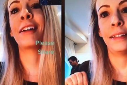 Mujer hace una señal de auxilio para advertir que su esposo la maltrata