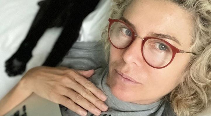 Sin ningún prejuicio, Margarita Rosa mostró con orgullo sus canas