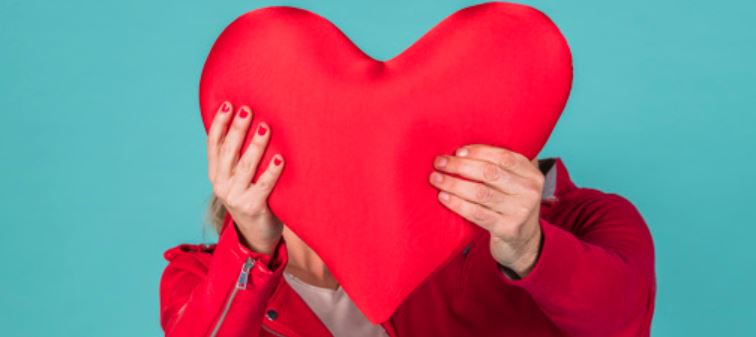 Amor familiar: hombre se separa de su esposa para casarse con su exsuegra