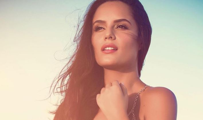 Ana Lucía Domínguez se subió el bikini en sensual foto y dejó muy poco a la imaginación