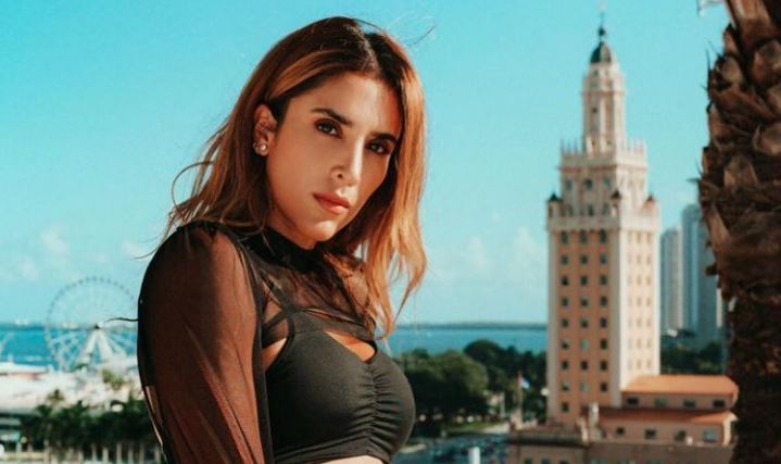 “Muy fea la parte de adelante”: le dicen a Daniela Ospina por posar en ropa deportiva