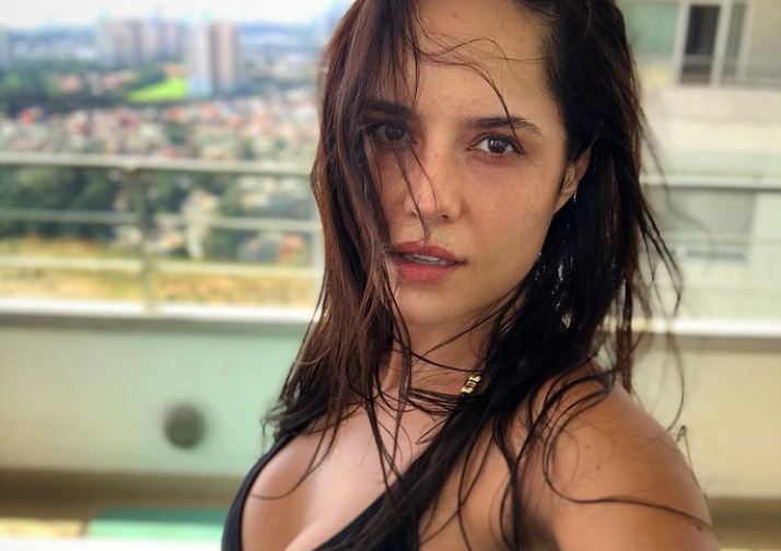 “Lo único malo que tiene es el marido”, le dicen a Ana Lucía Domínguez por fotos en bikini