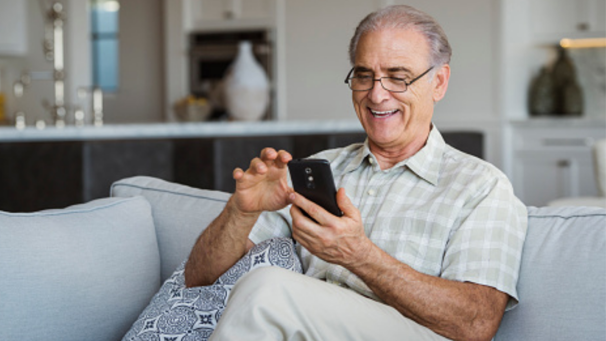 Conoce en qué consiste el modo “adultos mayores” en los teléfonos Android