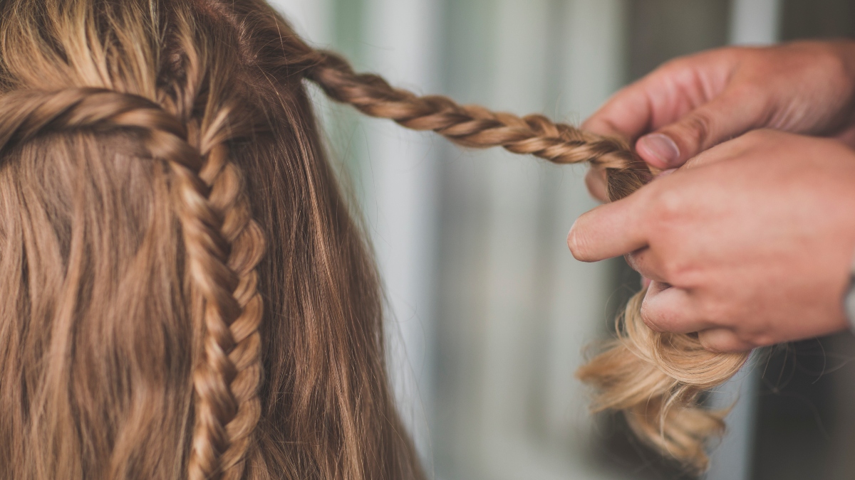 La forma correcta de hacer las trenzas sin lastimar el cabello