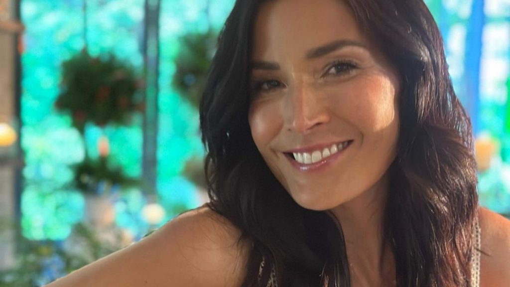 FOTO de Kathy Sáenz de cuando era una niña