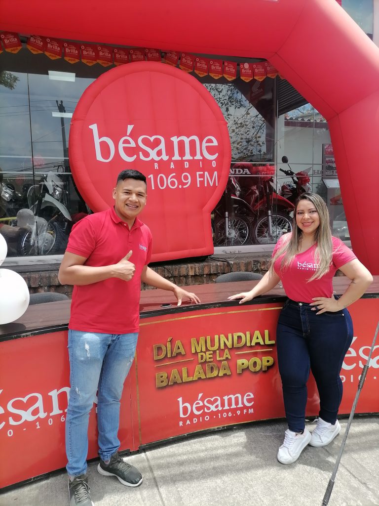 Bésame Radio escuchar la emisora romántica de Colombia,