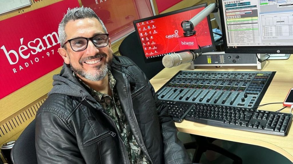 Bésame Radio escuchar la emisora romántica de Colombia,