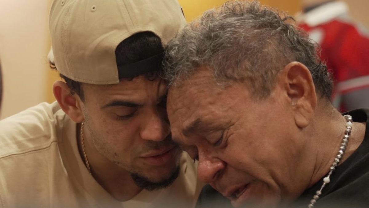 En medio de lágrimas: este fue el emotivo reencuentro de Luis Díaz con su papá