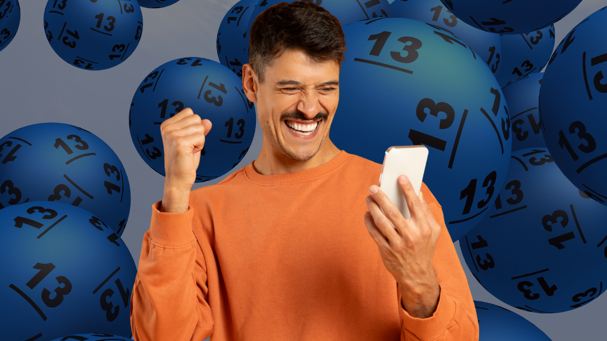 Hombre mirando la pantalla de su celular. | Crédito: Getty images.