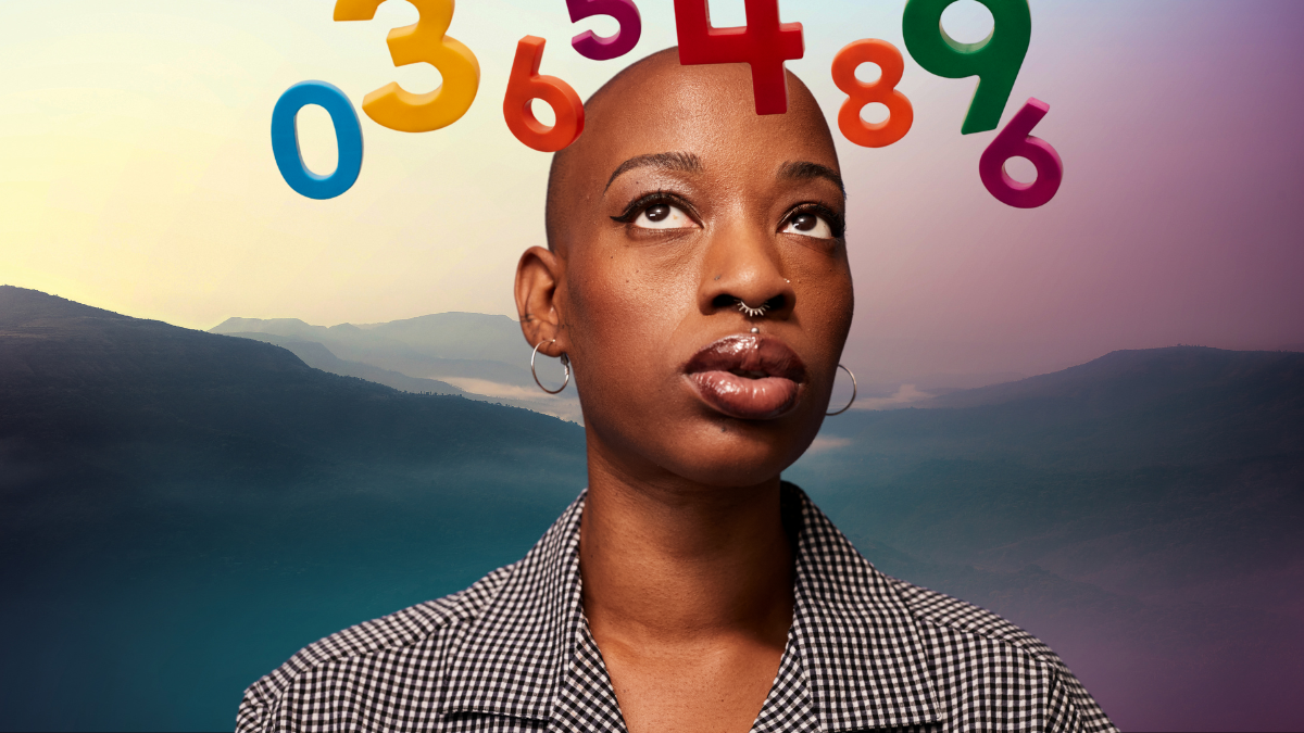 Mujer pensando en los números de la suerte. | Crédito: Getty images.