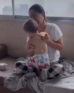 Hijo y esposa de Rigoberto. | Crédito: @Rigobertouran